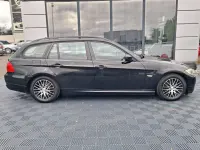 Gebraucht BMW 320 177 PS (130 kW) 2009 Schwarz Kombi
