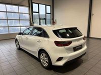 Gebraucht Kia Ceed Vision 120 PS (88 kW) 2022 Weiß Kleinwagen