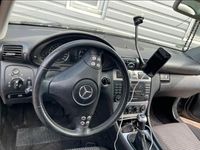 Gebraucht Mercedes C180 143 PS (105 kW) 2005 Schwarz Coupé