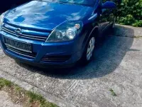 Gebraucht Opel Astra 90 PS (66 kW) 2004 Blau Limousine