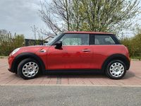 Usado Mini ONE 75 HP (55 kW) 2017 Vermelho Citadino