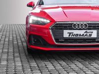 Gebraucht Audi A5 Basis 163 PS (119 kW) 2022 Tangorot metallic Coupé