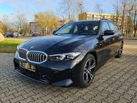 Gebraucht BMW 330 M Sport 245 PS (180 kW) 2024 Black saphire metallic Kombi