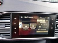 Gebraucht Peugeot 308 Style 120 PS (88 kW) 2015 Grau Limousine