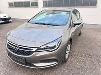 Gebraucht Opel Astra Edition 105 PS (77 kW) 2016 Grau Limousine