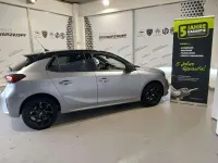 Gebraucht Opel Corsa 101 PS (74 kW) 2023 Kontrast grau/quarz silber Kleinwagen