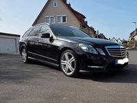 Gebraucht Mercedes E350 Avantgarde 265 PS (194 kW) 2012 Schwarz Limousine