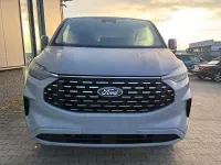 Neu Ford Tourneo Titanium 150 PS (110 kW) 2026 Van / Kleinbus