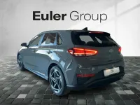 Neu Hyundai i30 150 PS (110 kW) 2026 Grau Limousine