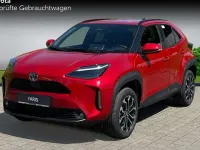 Neu Toyota Yaris Cross 131 PS (96 kW) 2026 Karmina rot SUV