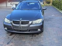 Gebraucht BMW 320 163 PS (119 kW) 2007 Grau Kombi