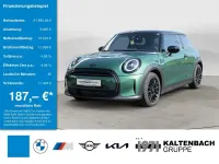Gebraucht Mini Cooper Classic 136 PS (100 kW) 2023 Grün Kleinwagen