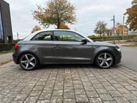 Gebraucht Audi A1 S-Line 122 PS (89 kW) 2011 Grau Kleinwagen