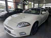 Używany Jaguar XKR 416 KM (305 kW) 2007 Biały Kabriolet