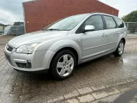 Gebraucht Ford Focus 101 PS (74 kW) 2007 Grau Kombi