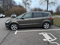 Gebraucht Ford S-MAX Titanium 163 PS (119 kW) 2012 Braun Van / Kleinbus