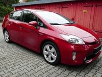 Gebraucht Toyota Prius 136 PS (100 kW) 2012 Rot Kleinwagen