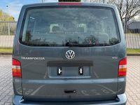 Usata VW Transporter 130 CV (95 kW) 2004 Grigio Furgone