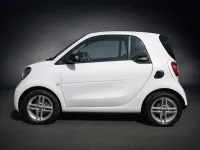 Gebraucht Smart ForTwo Electric Drive 60 kW (82 PS) 2021 Kristallweiß Coupé