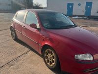 Gebraucht Alfa Romeo 147 120 PS (88 kW) 2004 Rot Kleinwagen