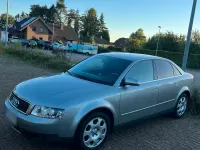 Gebraucht Audi A4 130 PS (95 kW) 2002 Silber Limousine