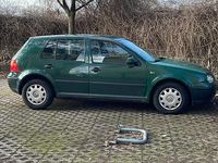 Second-hand VW Golf IV 75 CP (55 kW) 2000 Verde Break