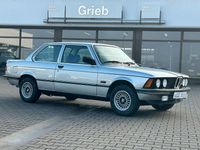 Gebraucht BMW 323 143 PS (105 kW) 1981 Silber Limousine