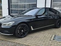 Gebraucht BMW 750 400 PS (294 kW) 2018 Schwarz Limousine