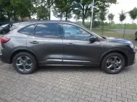 Gebraucht Ford Kuga ST-Line 186 PS (136 kW) 2025 Grau SUV