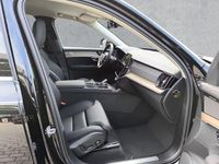 Neu Volvo XC90 Plus 455 PS (334 kW) 2025 Schwarz SUV