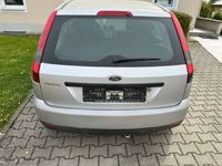 gebraucht Ford Fiesta 1.3