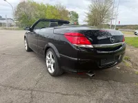 Gebraucht Opel Astra Cabriolet 140 PS (102 kW) 2008 Schwarz Cabrio