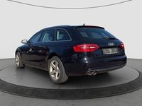 Gebraucht Audi A4 Attraction 143 PS (105 kW) 2012 Phantomschwarz perleffekt (metallic) Kombi