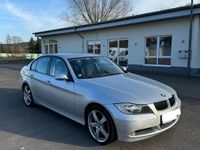 Gebraucht BMW 320 150 PS (110 kW) 2006 Silber Limousine