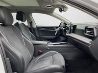 Gebraucht VW Passat Business 150 PS (110 kW) 2025 Oryxweiß perlmutteffekt (metallic) Kombi