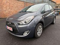 Gebraucht Hyundai ix20 Classic 90 PS (66 kW) 2016 Grau Kleinwagen