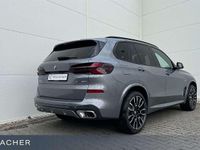 Neu BMW X5 M Sport 340 PS (250 kW) 2026 Skyscraper grau metallic SUV