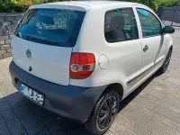 Gebraucht VW Fox Basis 60 PS (44 kW) 2011 Weiß Kleinwagen