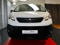 Gebraucht Peugeot Expert Premium 150 PS (110 kW) 2019 Weiß Van
