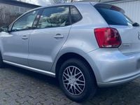 Gebraucht VW Polo Trendline 60 PS (44 kW) 2012 Silber Kleinwagen