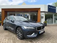 Gebraucht Volvo V60 Plus 197 PS (144 kW) 2023 Blau Kombi