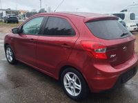 Gebraucht Ford Ka Cool & Sound Edition 86 PS (63 kW) 2016 Rot Limousine