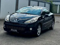 Gebraucht Peugeot 207 CC Allure 120 PS (88 kW) 2012 Schwarz Cabrio
