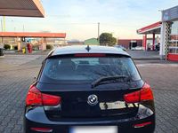 Gebraucht BMW 118 136 PS (100 kW) 2018 Schwarz Kleinwagen
