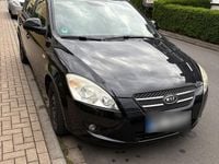 Usata Kia Ceed 105 CV (77 kW) 2009 Nero Utilitaria
