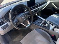 Gebraucht Audi A4 Design 190 PS (139 kW) 2017 Blau Limousine