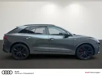 Gebraucht Audi Q8 S-Line 489 PS (359 kW) 2026 Grau SUV