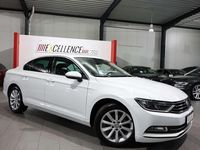 Gebraucht VW Passat Comfortline 120 PS (88 kW) 2015 Weiß Limousine