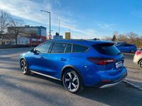Używany Ford Focus Active X 155 KM (114 kW) 2023 Niebieski Kombi