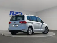 Gebraucht VW Touran 150 PS (110 kW) 2022 Pure white Van / Kleinbus